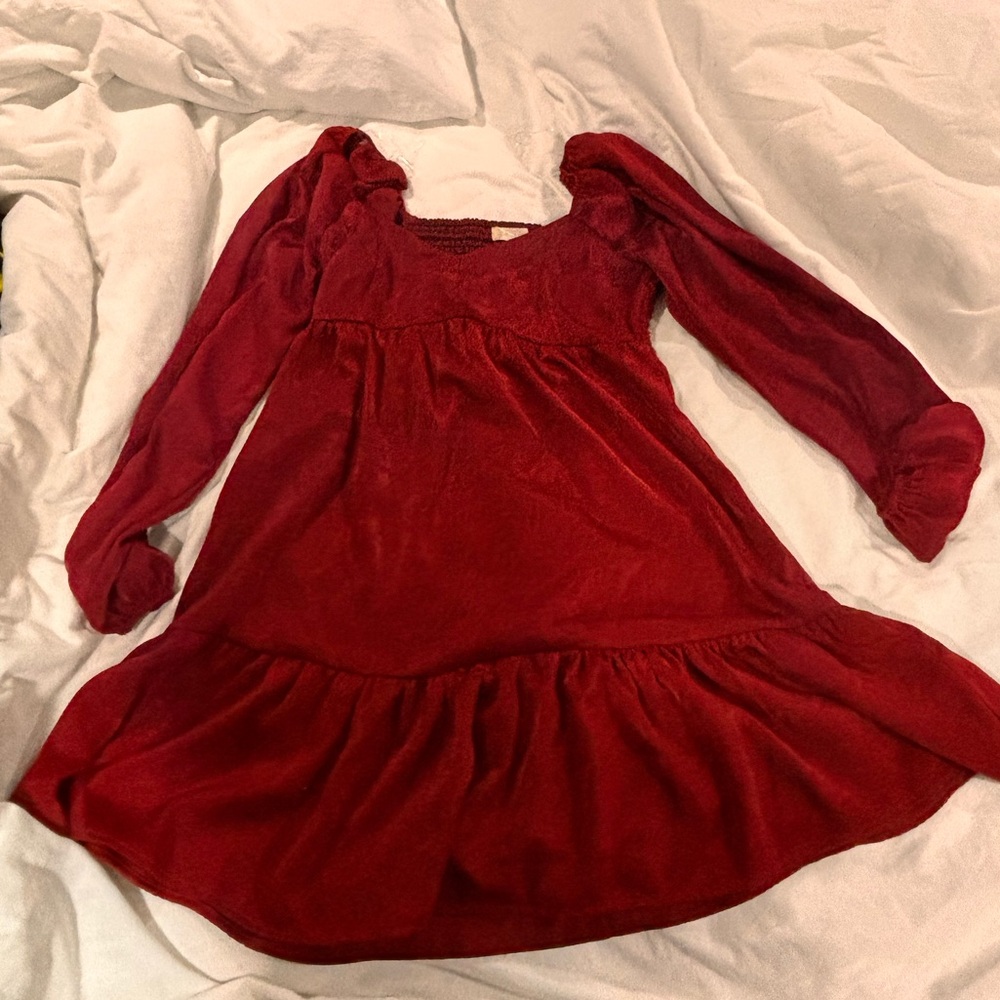 Red puff sleeve dress
